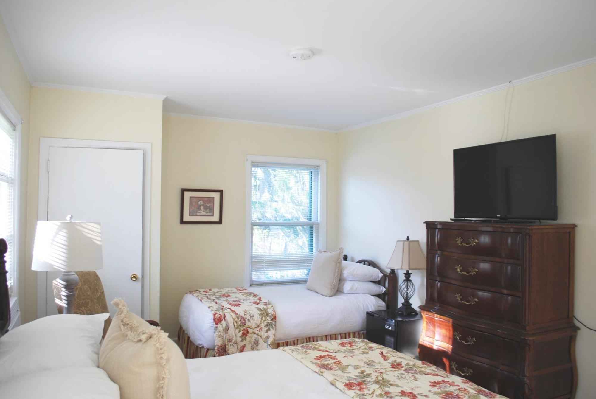 Anne'S Washington Inn (Adults Only) Σαρατόγκα Σπρινγκς Δωμάτιο φωτογραφία