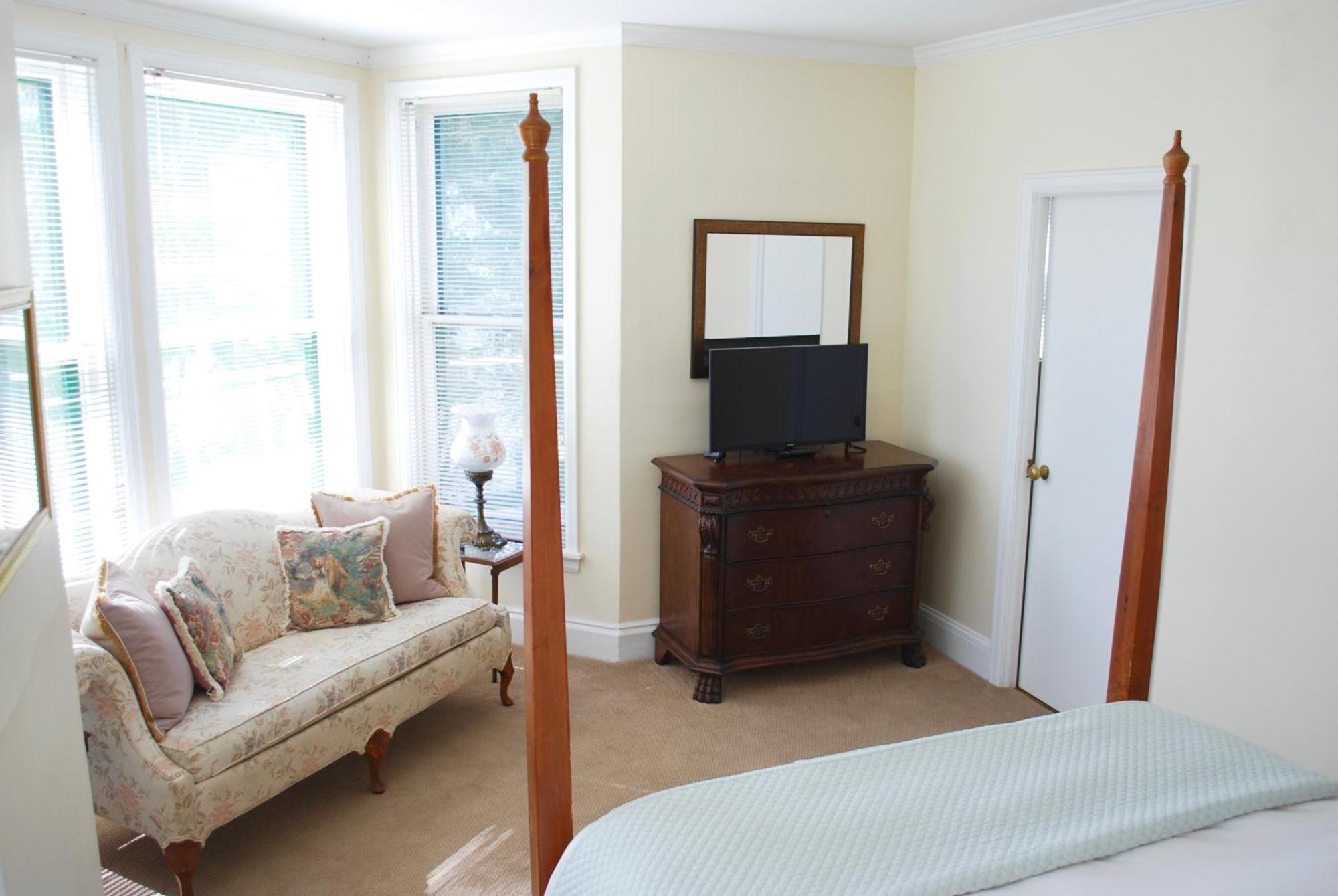 Anne'S Washington Inn (Adults Only) Σαρατόγκα Σπρινγκς Δωμάτιο φωτογραφία